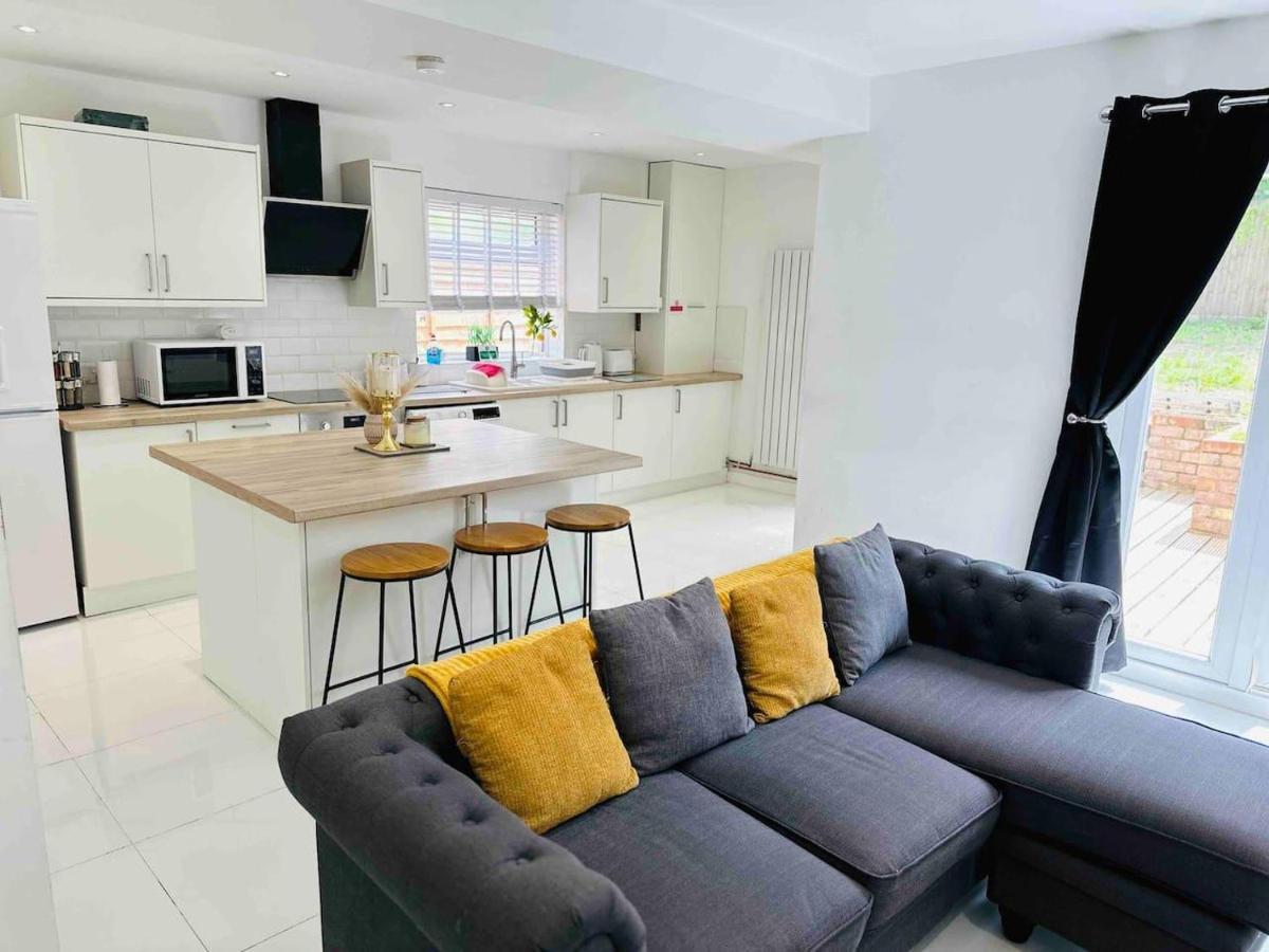 Charming 3-Bed Home Minutes From City Centre 诺丁汉 外观 照片