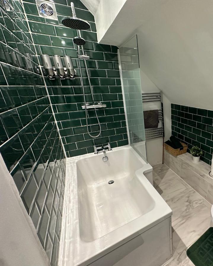 Charming 3-Bed Home Minutes From City Centre 诺丁汉 外观 照片